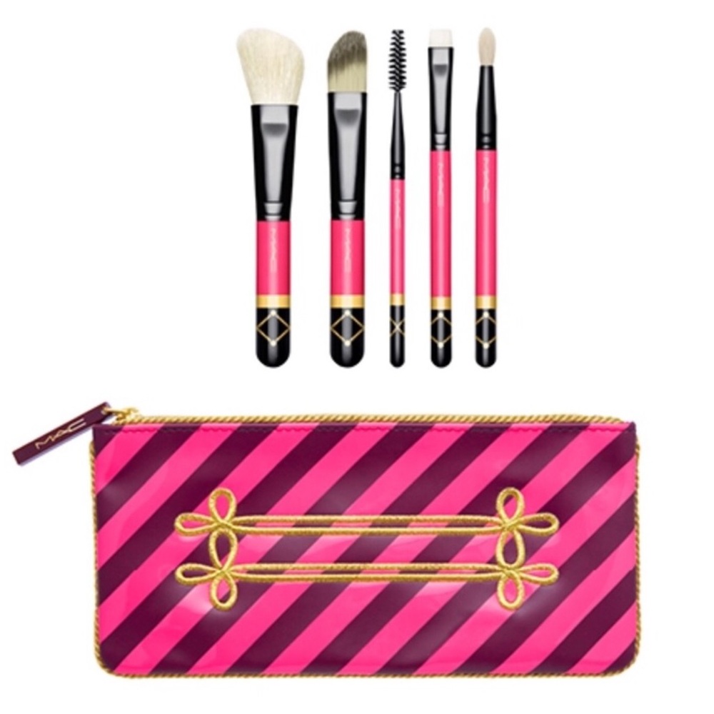 ✨NEW!✨ Unopened DISCONTINUED MAC Nutcracker Sweet Contour Brushes Box & Plastic